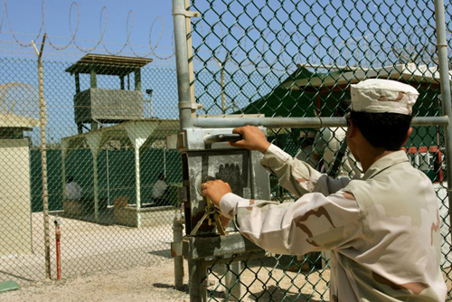 Bên trong hàng rào nhà tù Guantanamo ảnh 9