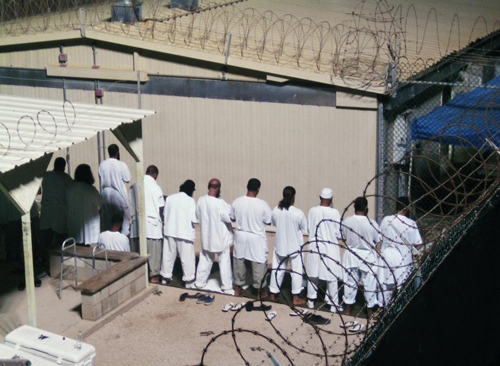 Bên trong hàng rào nhà tù Guantanamo ảnh 12
