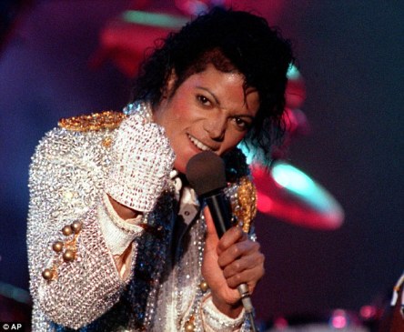 Michael Jackson kiếm 2 tỷ USD sau 6 năm qua đời ảnh 1