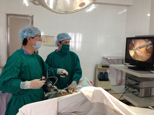 Cứu sống bệnh nhân bị đâm thủng tim