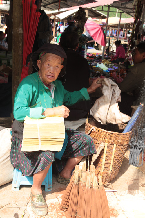 Phiên chợ Phố Cáo ảnh 2