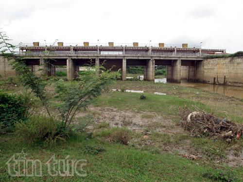 Công trình trăm tỷ bị “bỏ quên” giữa lòng Điện Biên Phủ ảnh 1