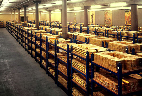 Dự trữ vàng Trung Quốc tăng gần 60% ảnh 1