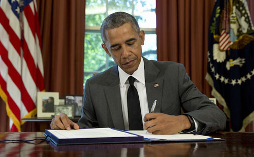 Xa vợ, ông Obama tháo ngay nhẫn cưới ảnh 2