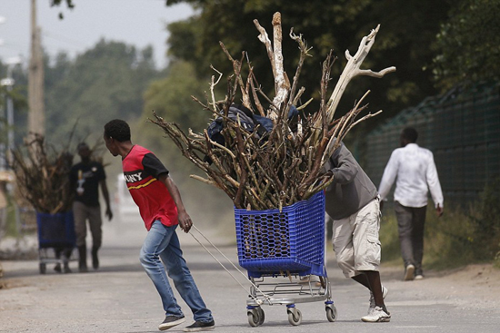 Calais, thành phố nơi mọi người đều muốn rời đi ảnh 7