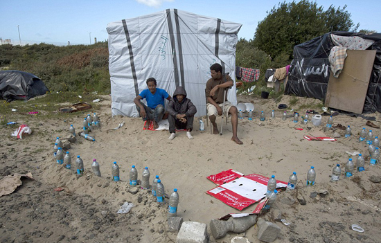 Calais, thành phố nơi mọi người đều muốn rời đi ảnh 6