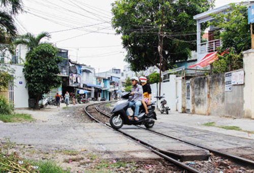 Phối hợp ngăn chặn tai nạn đường sắt ảnh 1