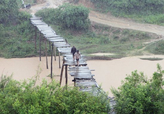 Dự án cầu treo “treo” 4 năm chưa hoàn thành ảnh 2