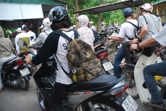 Quay cuồng với "vòng xoáy" tuyển sinh ảnh 19