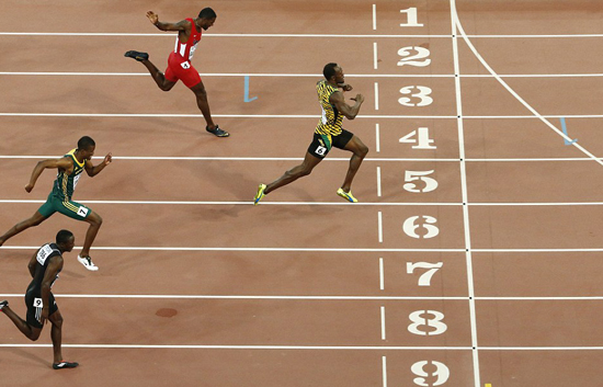 Tai nạn hy hữu của Usain Bolt tại Bắc Kinh ảnh 4