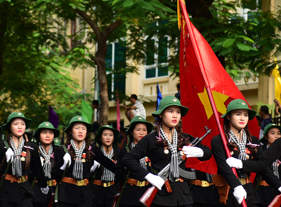 Những "bóng hồng" kiêu hãnh trong đoàn quân diễu binh ảnh 6