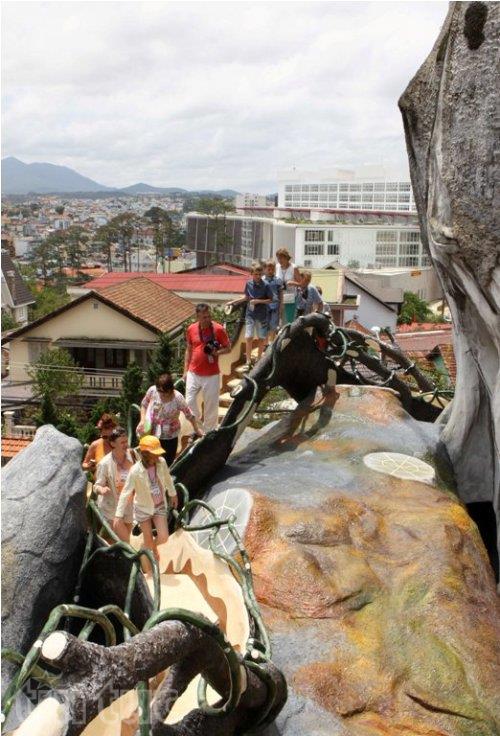 Tham quan không gian kiến trúc độc đáo ở Đà Lạt ảnh 5