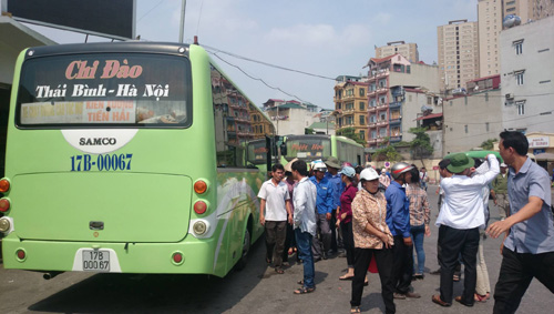 Lãnh đạo ngành giao thông trực đường dây nóng ảnh 1
