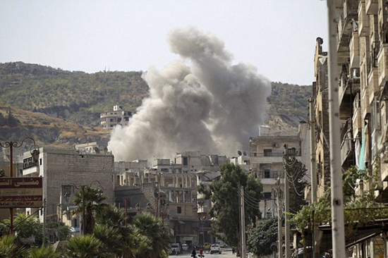 Lớp học trong vùng chiến sự ở Syria ảnh 9