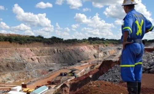 Phụ nữ Zambia chịu thiệt thòi do khai thác mỏ ảnh 1