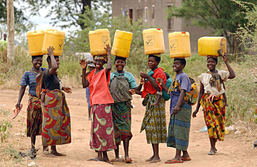 Phụ nữ Zambia chịu thiệt thòi do khai thác mỏ ảnh 2