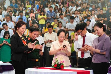 90 phút, hơn 12 tỷ đồng và 116 ca mổ tim ủng hộ “Trái tim cho em” ảnh 1