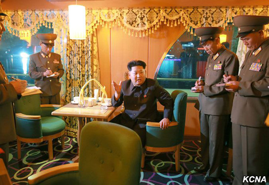 Ông Kim Jong Un thị sát du thuyền hiện đại nhất Triều Tiên ảnh 8