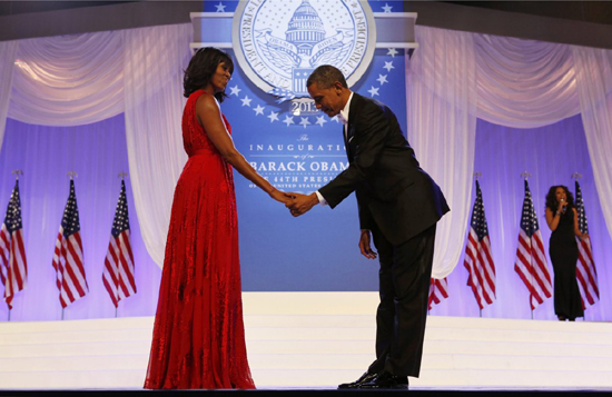 Tình cảm ấm áp ông Obama dành cho vợ ảnh 13