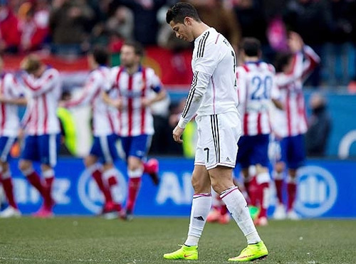 Real sảy chân trong trận derby thành Madrid ảnh 1