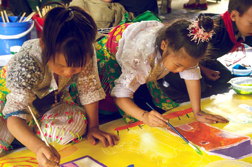 “Sắc đá” với khát vọng cho trẻ em vùng cao ảnh 2