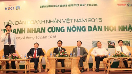 Doanh nhân giúp nông dân hội nhập ảnh 1