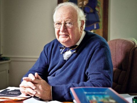 Nghiên cứu về tiêu dùng và nghèo đói giành Nobel Kinh tế ảnh 1
