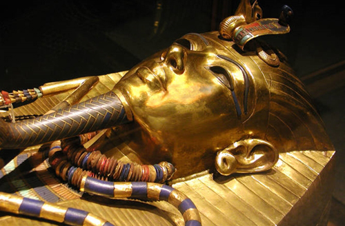 Phục chế chòm râu của Pharaoh Tutankhamun ảnh 1