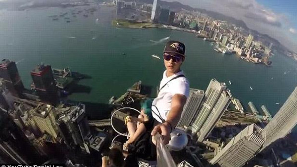 ‘Thần chết” rình rập sau những bức hình tự sướng ảnh 2