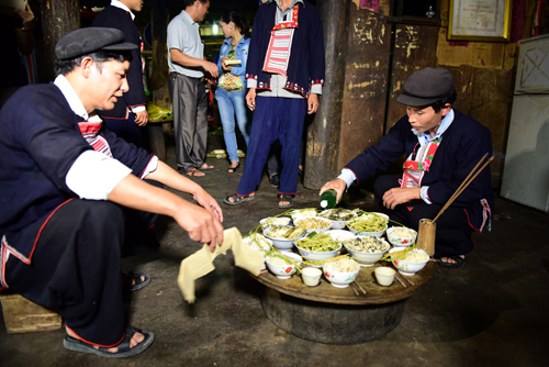 Lễ cúng hồn lúa của người Dao đỏ ảnh 3