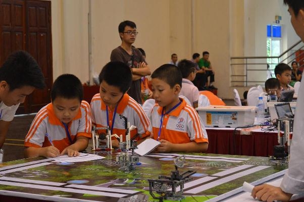 Ngày hội Robothon Hà Nội ảnh 1