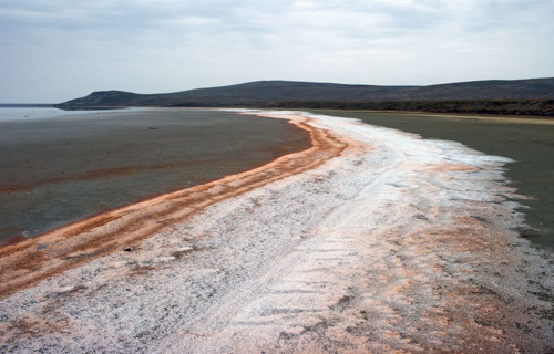 Hồ Koyashskoe nước hồng ở Crimea ảnh 7