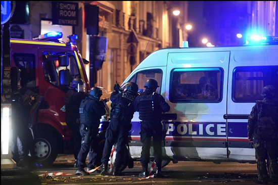 Đêm kinh hoàng khủng bố tấn công Paris ảnh 12