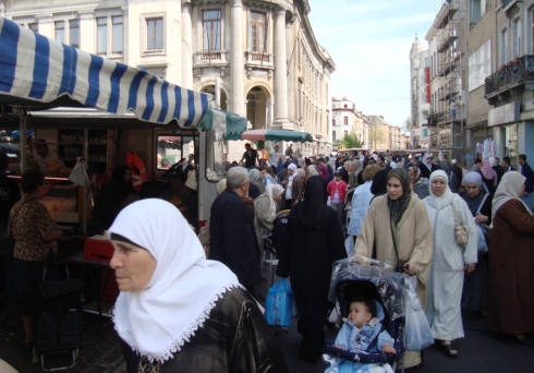 Tại sao Molenbeek trở thành "làng thánh chiến"? ảnh 1