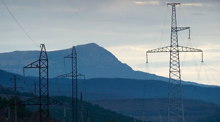 Có Nga cấp điện, Crimea thoát cảnh phụ thuộc Ukraine ảnh 1