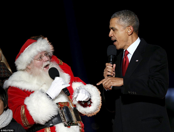 Gia đình Obama thắp sáng cây thông Noel quốc gia ảnh 6
