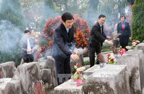 Chủ tịch nước khảo sát mô hình làng văn hóa du lịch cộng đồng ảnh 2
