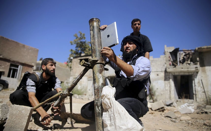Độc đáo dàn vũ khí tự chế của phe nổi dậy Syria ảnh 9