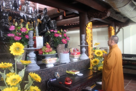 Linh thiêng những ngôi chùa giữa Biển Đông ảnh 6