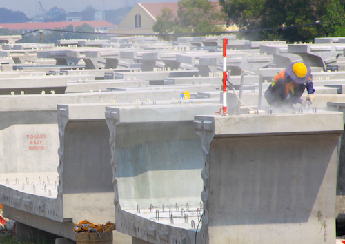 Hối hả thi công tuyến Metro số 1 Bến Thành – Suối Tiên ảnh 7