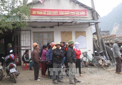 Sạt mỏ đá khiến 4 người thiệt mạng ảnh 1
