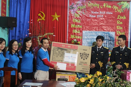 Một ngày trên đảo Bạch Long Vỹ ảnh 6