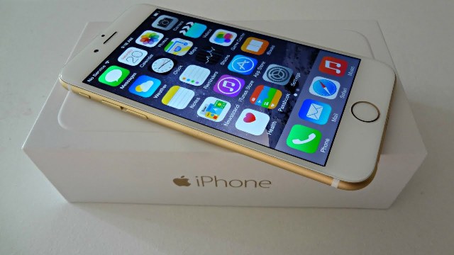 "Gã khổng lồ" Apple đối mặt cú sốc đầu tiên sau 13 năm ảnh 1