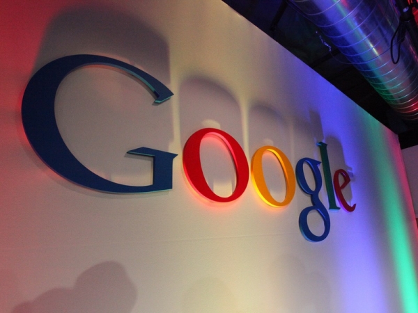 Alphabet Inc. chính thức “soán ngôi” của Apple ảnh 1