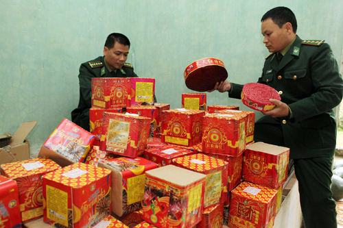 Lạng Sơn chống pháo lậu ảnh 1