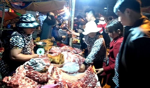 Du xuân chợ Viềng mua may ảnh 5