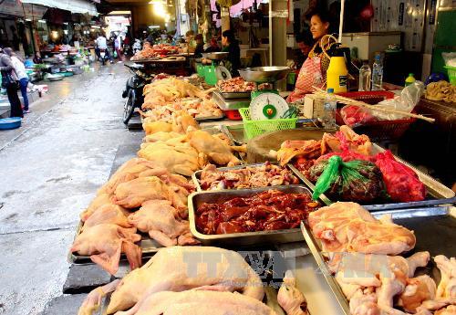 Giá thực phẩm, rau xanh “giảm nhiệt” ảnh 1