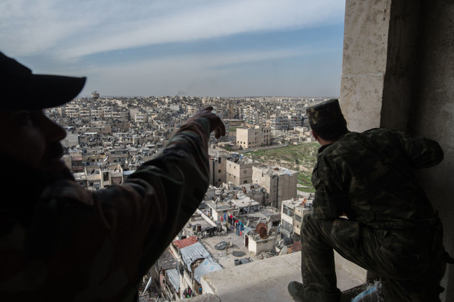 Cuộc sống trong làn đạn ở Aleppo ảnh 9