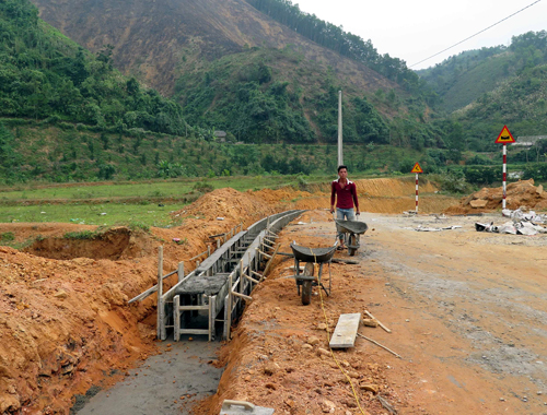Nông thôn mới dần hiện hữu tại vùng khó ảnh 1