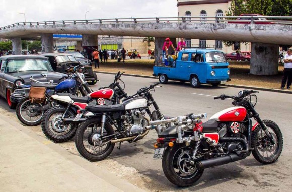 Đoàn phim “Fast & Furious 8” đại náo Cuba ảnh 4